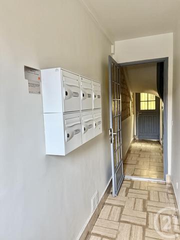 Immeuble à vendre  199 m2 CLICHY - 92