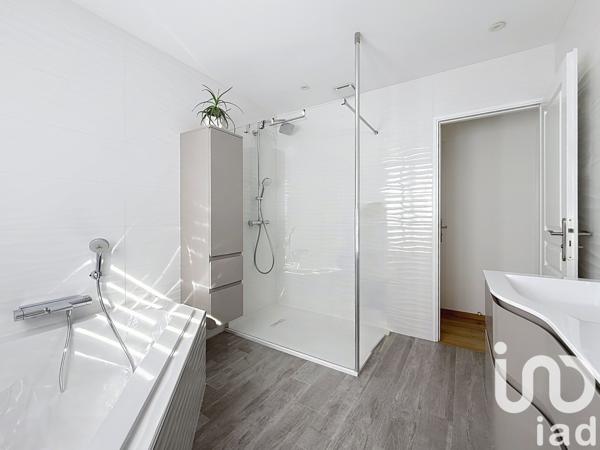 House for sale 6 rooms 133 m² Yerres