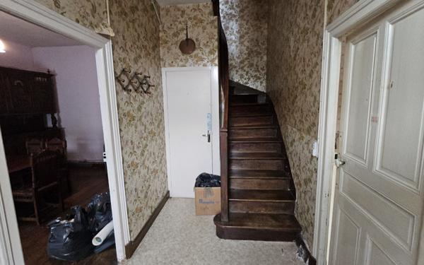 Maison Guingamp à rénover ou diviser à deux pas du centre.