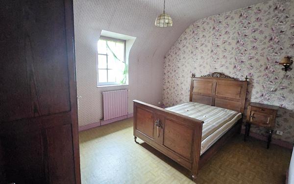 Maison Guingamp à rénover ou diviser à deux pas du centre.