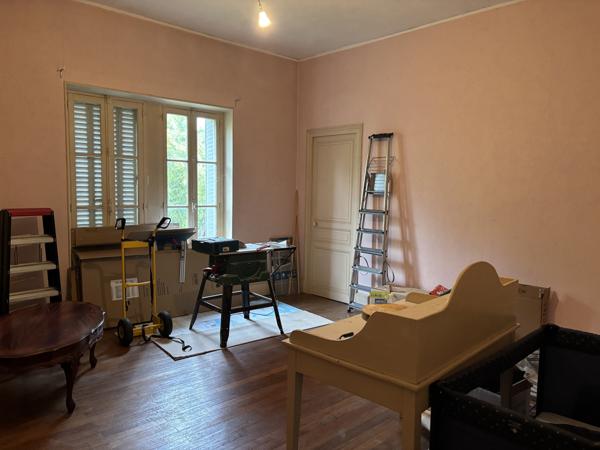 Diou – Authentique maison de maître avec 9140 m² de terrain, idéale pour chambres d'hôtes Diou (03290)