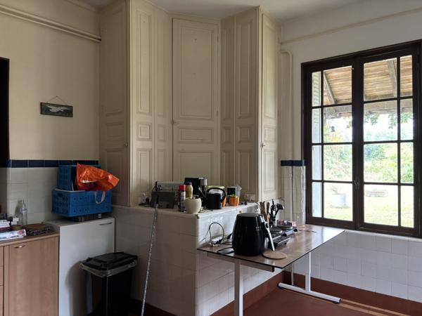 Diou – Authentique maison de maître avec 9140 m² de terrain, idéale pour chambres d'hôtes Diou (03290)