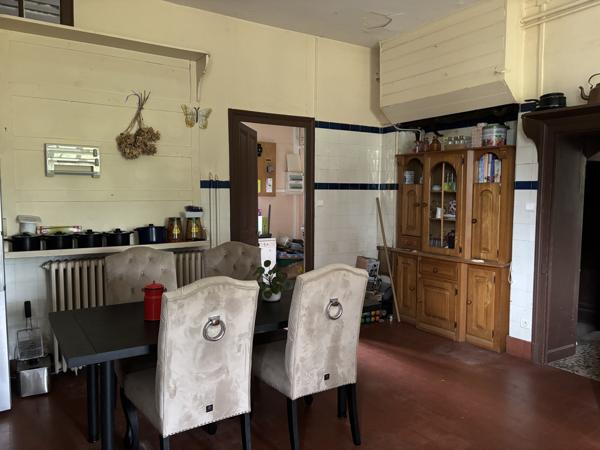 Diou – Authentique maison de maître avec 9140 m² de terrain, idéale pour chambres d'hôtes Diou (03290)