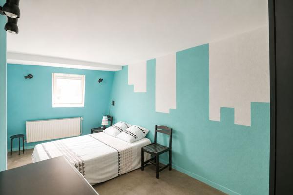 Appartement triplex Nevers, hyper centre, 4 chambres, garage double sécurisée, investissement, 2H30 de PARIS, douche