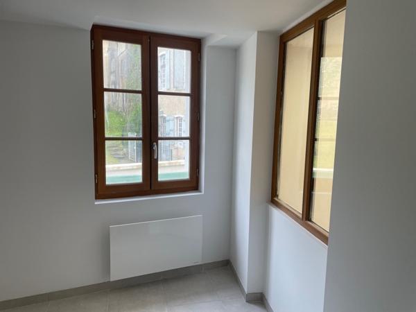 Appartement à louer 625 € CC Salies-de-Béarn 2 p 53 m² DPE A