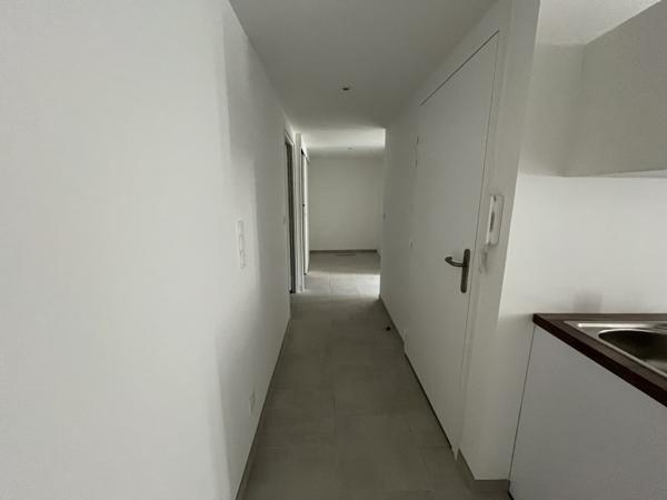 Appartement à louer 625 € CC Salies-de-Béarn 2 p 53 m² DPE A