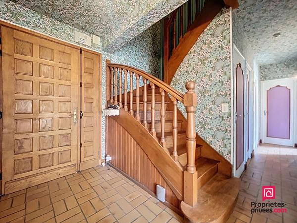 Pavillon 7 pièces 148 m2 à Bellême avec chambre en rdc