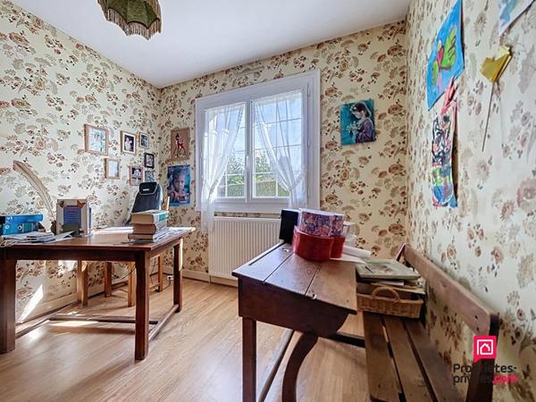 Pavillon 7 pièces 148 m2 à Bellême avec chambre en rdc