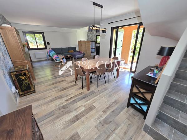 Villa 6 pièce(s) 4 chambre(s) 135 m²