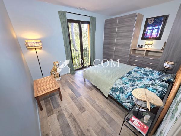 Villa 6 pièce(s) 4 chambre(s) 135 m²