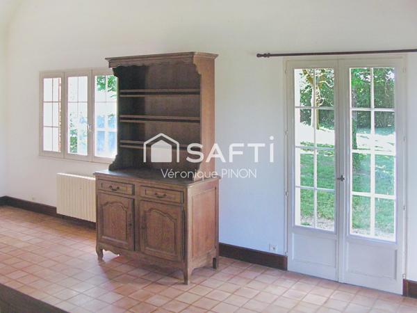 Maison 4 chambres implantée sur un beau terrain