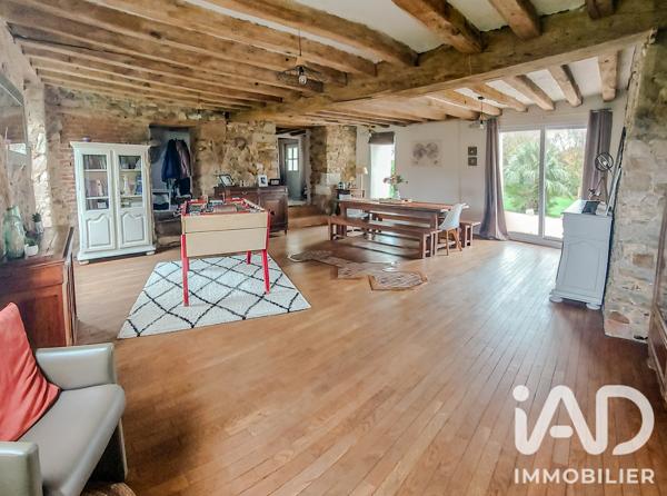Maison à vendre 10 pièces 236 m² Trémentines