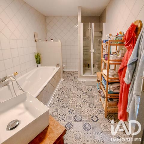 Maison à vendre 10 pièces 236 m² Trémentines