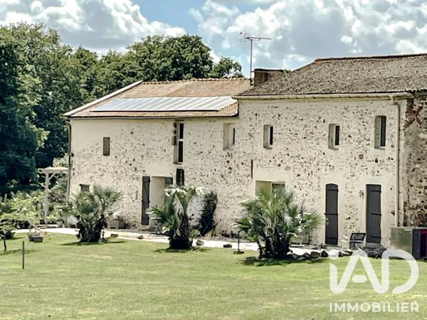 Maison à vendre 10 pièces 236 m² Trémentines