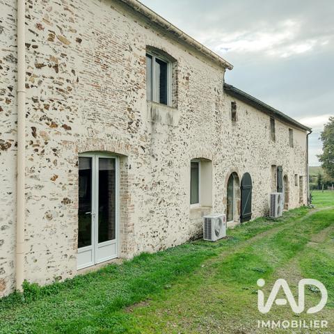 Maison à vendre 10 pièces 236 m² Trémentines