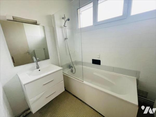 Appartement T3 avec Cave - Place Voltaire