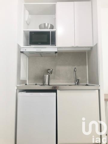 Location appartement 1 pièce 28 m² Guyancourt