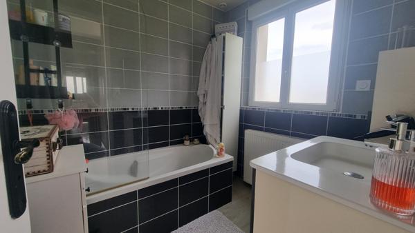 Friville-Escarbotin (80130) maison à vendre Friville-Escarbotin 93 m² proche du centre ville