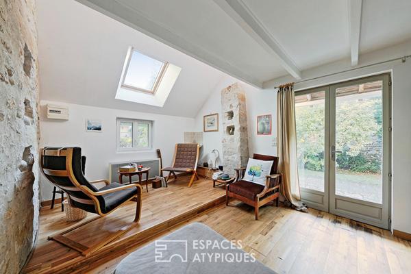 Maison de campagne et ses dépendances dans un écrin de verdure