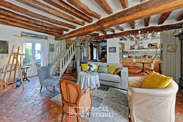 Maison de campagne et ses dépendances dans un écrin de verdure