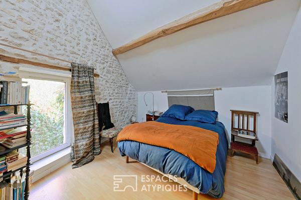 Maison de campagne et ses dépendances dans un écrin de verdure