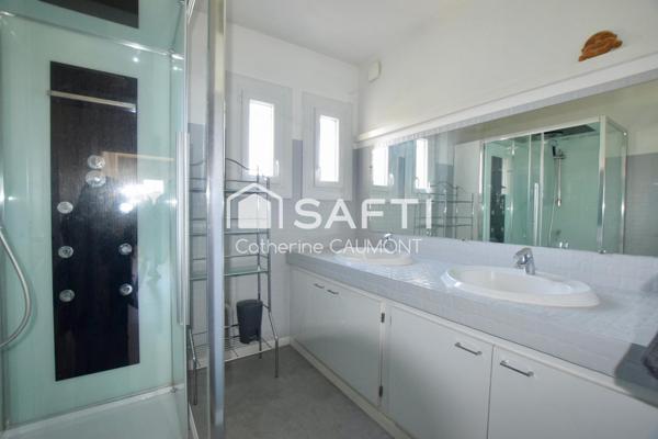 Élégante maison familiale aux volumes généreux