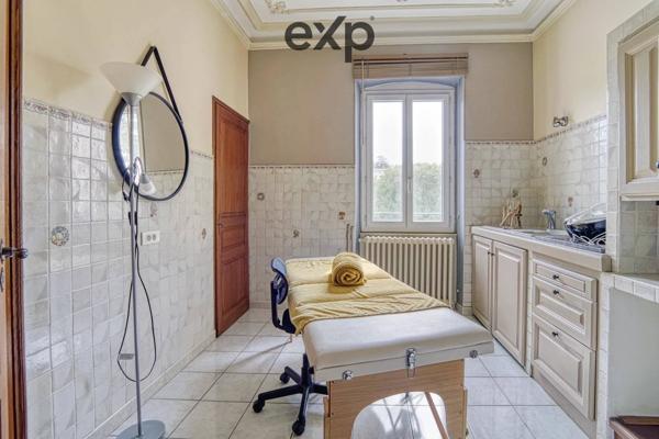 Rare à la vente : Hôtel Particulier Haussmannien rénové avec piscine et terrasse – Apt, Vaucluse