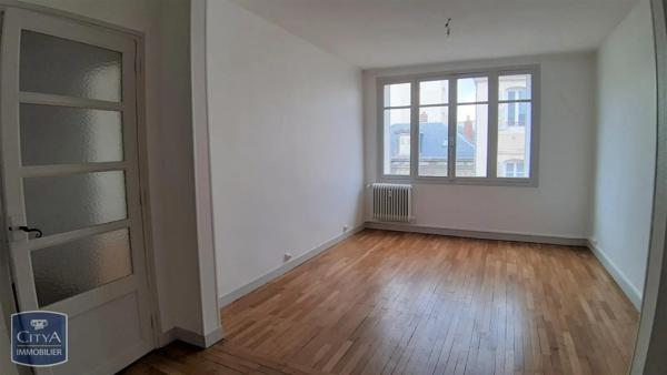 Appartement à louer 2 pièces 57.75m² Limoges (87000)