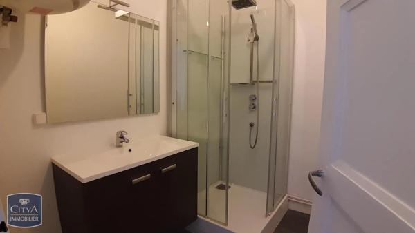 Appartement à louer 2 pièces 57.75m² Limoges (87000)
