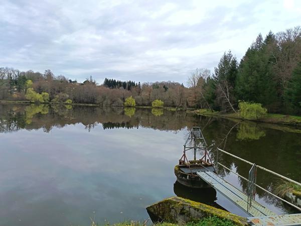 87350 PANAZOL - Propriété de 6 hectares avec 4 étangs. 128 000 €