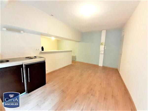 Appartement à louer 1 pièce 29.93m² Clermont-Ferrand (63000)