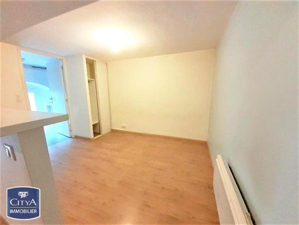 Appartement à louer 1 pièce 29.93m² Clermont-Ferrand (63000)