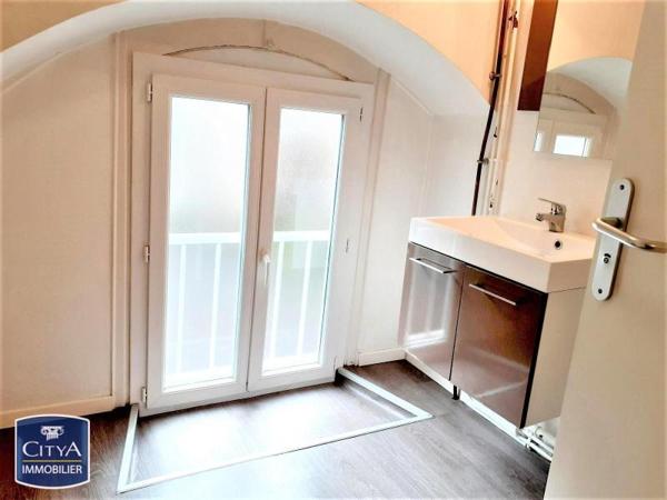 Appartement à louer 1 pièce 29.93m² Clermont-Ferrand (63000)