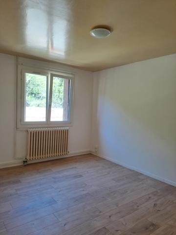 JOLIE T2 REFAIT DE NEUF