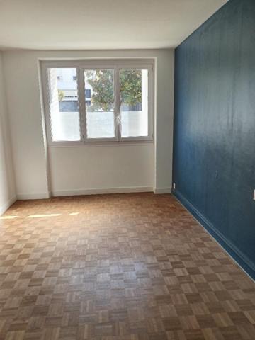 Nantes - Rue de Gigant -Appartement 3 pièces avec cave et stationnement privatif sécurisé