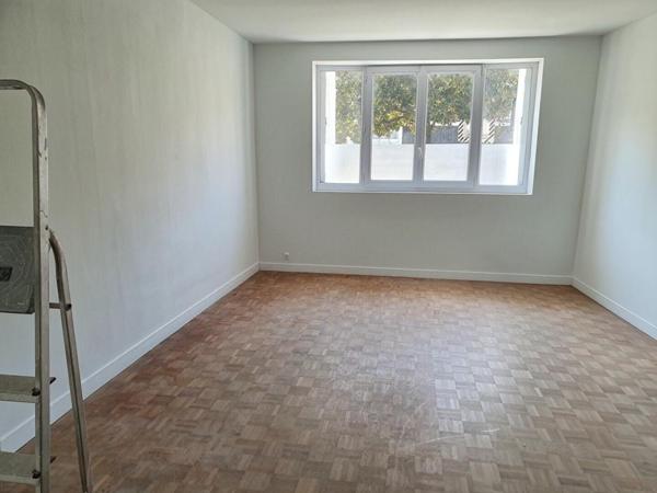 Nantes - Rue de Gigant -Appartement 3 pièces avec cave et stationnement privatif sécurisé