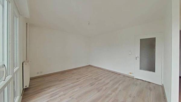 Appartement 1 pièce                                        - 42000 Saint-Étienne Réf : 12590