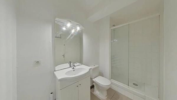 Appartement 1 pièce                                        - 42000 Saint-Étienne Réf : 12590