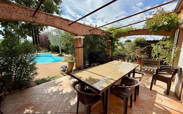 Maison à vendre    5 pièces •  Rosières