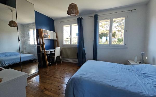 Maison à vendre    5 pièces •  Saint-Genest-Lerpt