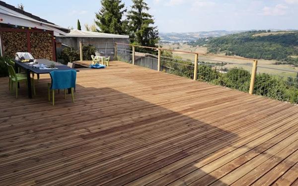 Maison à vendre    5 pièces •  Saint-Genest-Lerpt