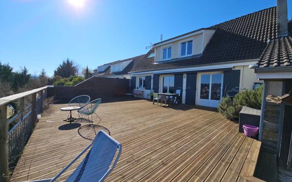 Maison à vendre    5 pièces •  Saint-Genest-Lerpt