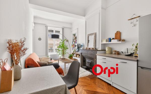 Appartement à vendre    2 pièces • 42,92 m2 Lyon 2