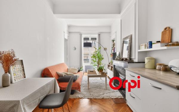 Appartement à vendre    2 pièces • 42,92 m2 Lyon 2