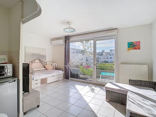 SOUS COMPROMIS- Appartement Grenoble 1 pièce(s) 30 m2 idéal premier appartement