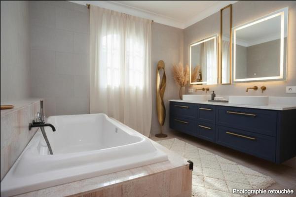 Villa à Mougins ? 8 pièces, 5 chambres, 436 m² sur un terrain de 9 500 m²