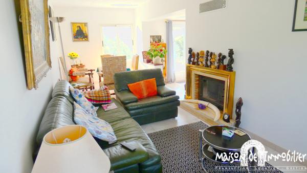 Vente Maison familiale - 95m² - Jardin et double garage - Quartier recherché du Champ de Foire à COGNAC