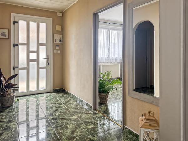 Benfeld (67230) MAISON 8 PIÈCES 6 CHAMBRES