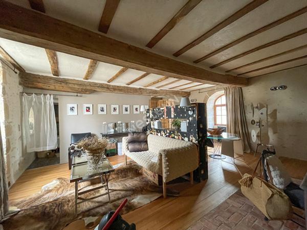 Charmante maison en pierre à vendre dans le centre-bourg de Ambon