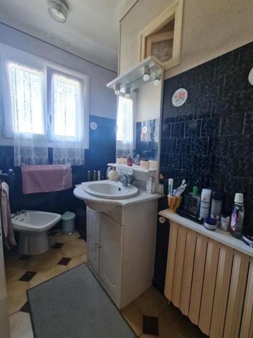 Maison 3 chambres - Garage 40 m² -Terrain 455 m² -Proche centre village